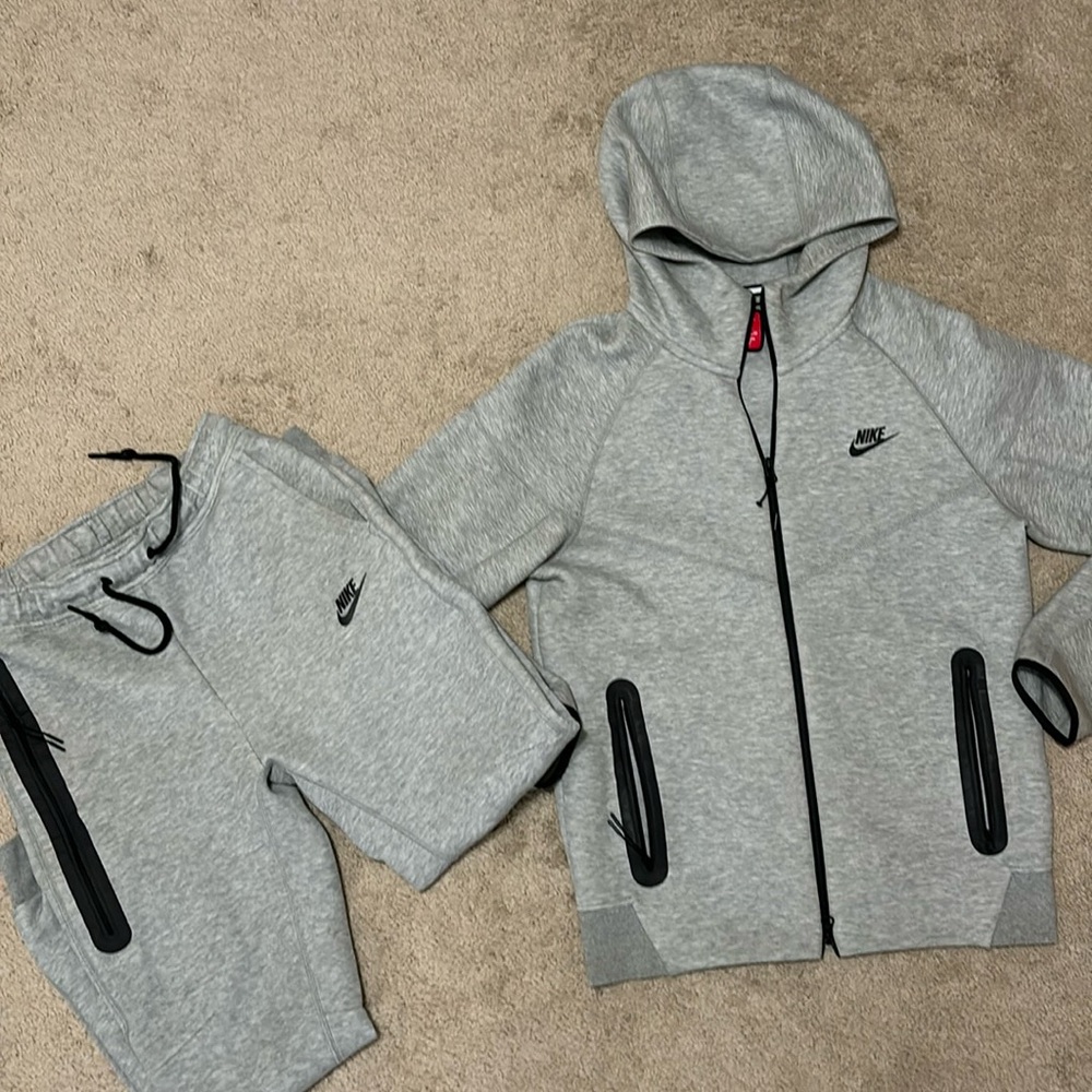 Nike Tech fleece set